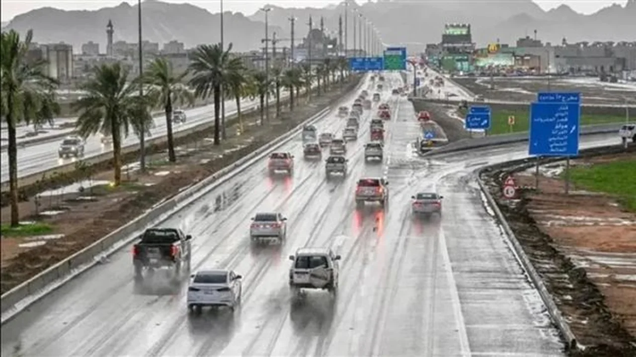 حالة الطقس اليوم في مصر: الأرصاد تحذر من شبورة مائية وأمطار تؤثر على الحركة في المحافظات